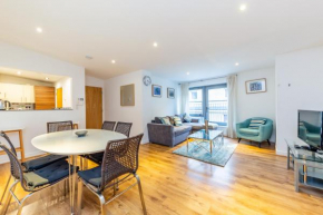 2 Bed Executive Apartment next to Liverpool Street FREE WIFI by City Stay London